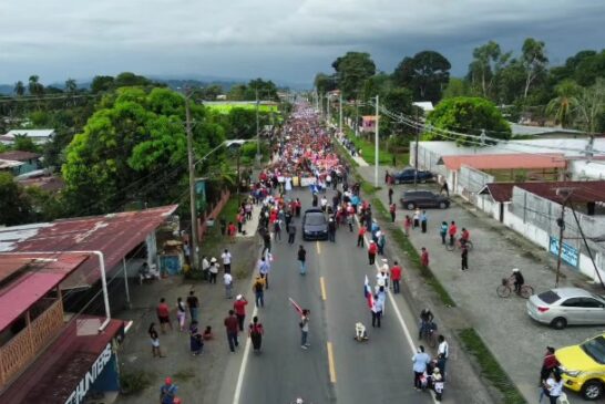 SITRABANA Marcha en Contra del Contrato Ley Minero 406 en Panamá