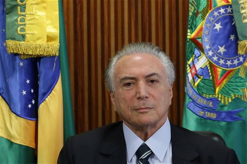 Brasil: Dos sindicatos rechazan reunirse con líder interino
