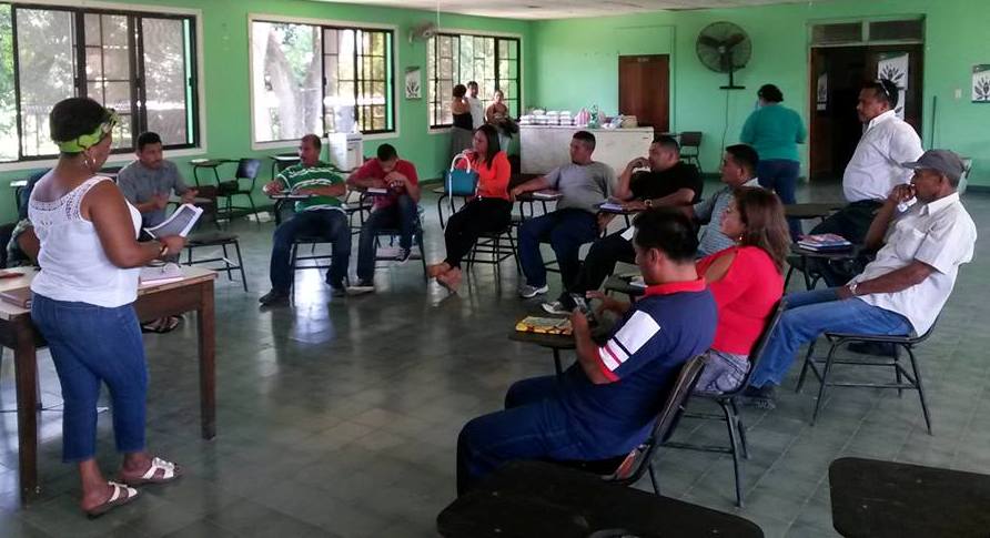 Honduras: Festagro, Se Capacitan Comisiones Mixtas