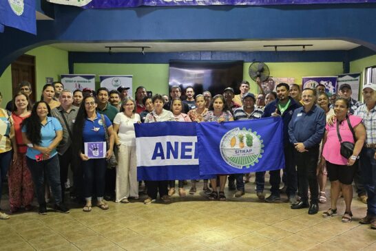 SITRAP realiza taller educativo para fortalecer el liderazgo en plantaciones agrícolas